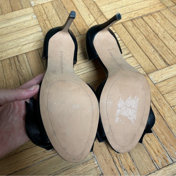 Avec les Filles Jada Peep Toe Pump with Bow in Black - Picture 2 of 7